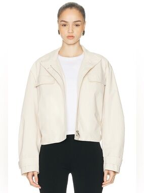 L'ACADEMIE
by Marianna Aylin Jacket